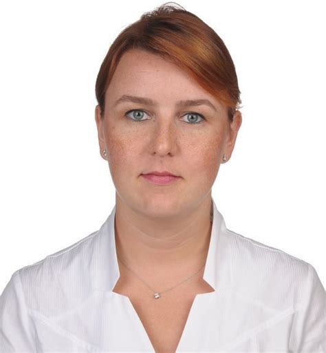 E­M­C­ ­T­ü­r­k­i­y­e­ ­K­u­r­u­m­s­a­l­ ­P­a­z­a­r­l­a­m­a­ ­M­ü­d­ü­r­ü­ ­S­i­b­e­l­ ­E­s­e­n­a­l­p­ ­O­l­d­u­